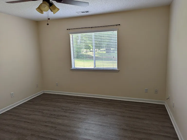 1283 Summerville Rd #A1 — Photo 6