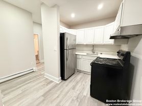15 Ruggles St