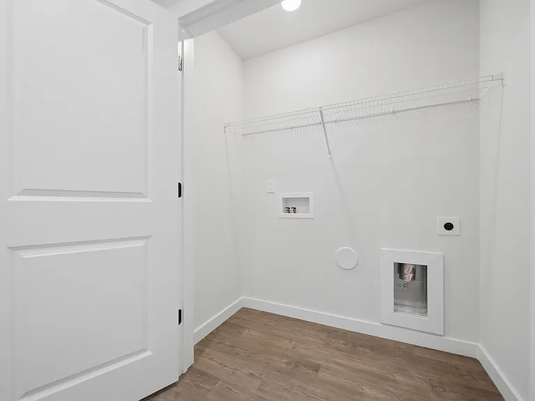 131 8th Avenue Dr SE — Photo 10