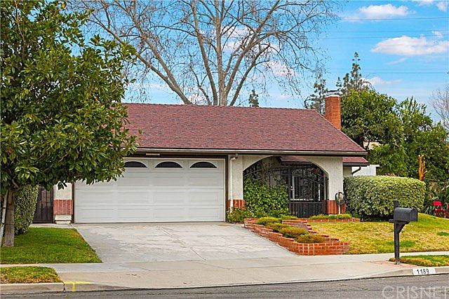 1st image of 1189 E Bermuda Dunes St