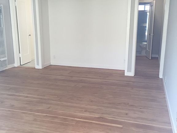 2nd image of 842 N Formosa Ave #850-1/4