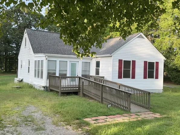 7026 Ladysmith Rd, Ruther Glen, VA 22546