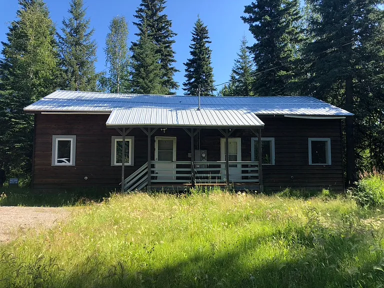 1916 Perkins Dr — Photo 1