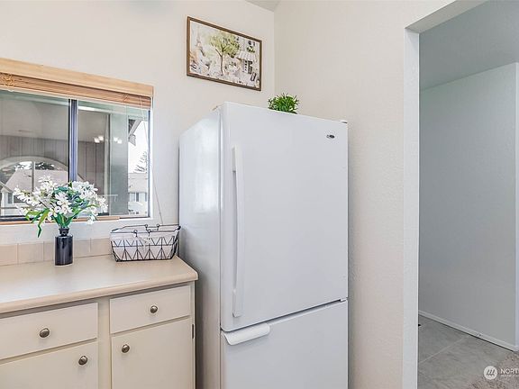 3rd image of 25120 98th Pl S Unit A307