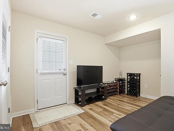 4th image of 20500 Asheville Dr