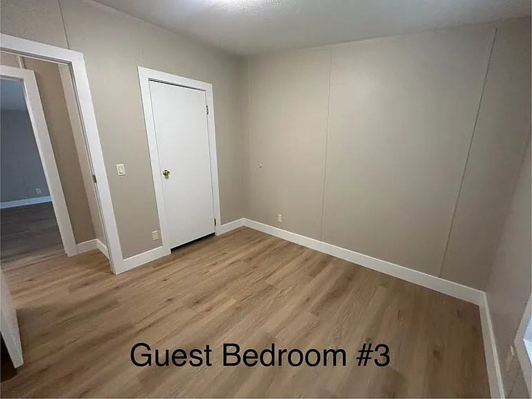852 Charles Rd — Photo 27