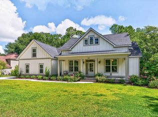 410 Old Plantation Dr, Pawleys Island, SC 29585