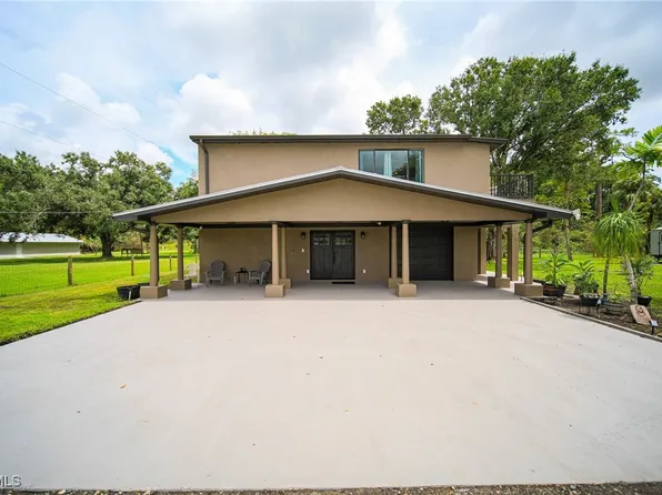 5961 Pangola Rd, Fort Myers, FL 33905