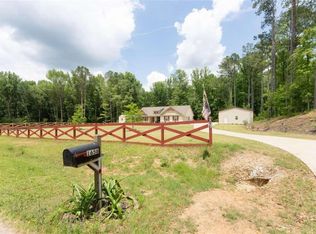 1658 Holbrook Rd, Newnan, GA 30263