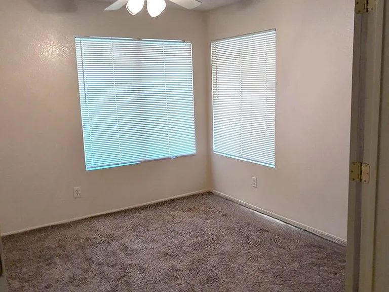 73 S Cypress Ct — Photo 11