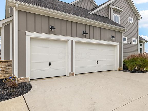 3rd image of 1549 Dickerson Pl