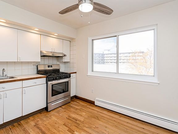 5th image of 1476B 68th St #B
