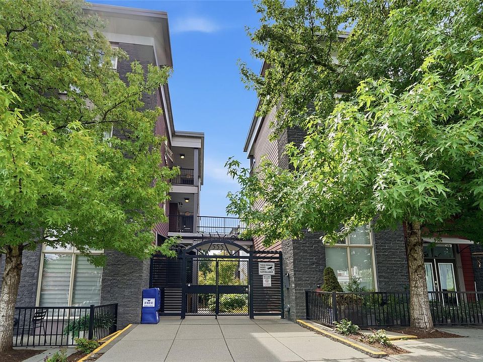 1st image of 555 Franklyn St #304