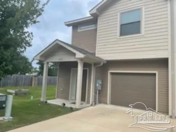 3512 Mossy Oak Villas Cir, Pensacola, FL 32514
