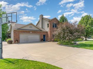 5258 Queen Annes Ln, Bay City, MI 48706
