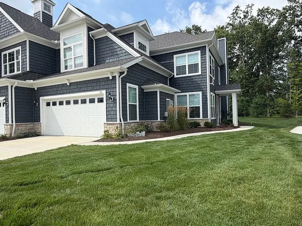 516 Port Side Dr, Avon Lake, OH 44012