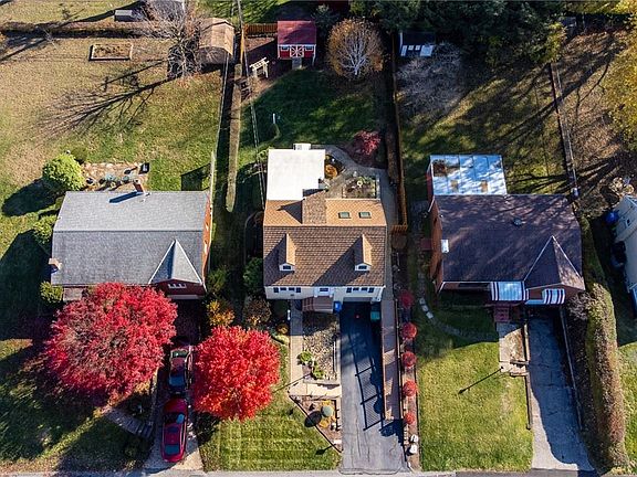 3rd image of 1631 Moynelle Dr