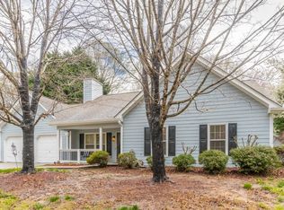 140 Lacey Oak Ln, Loganville, GA 30052