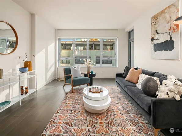 583 Battery Street #310, Seattle, WA 98121