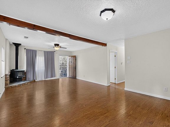 3rd image of 1502 Griegos Rd NW