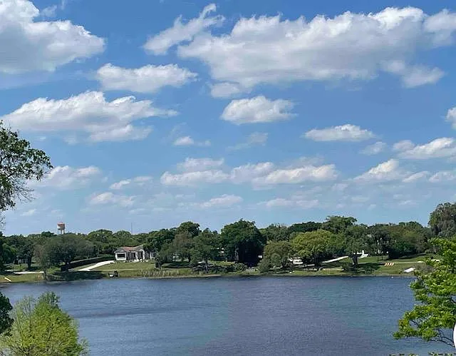 Lake Catherine Dr, Maitland — Photo 2