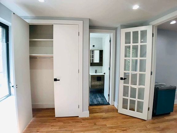3rd image of 225 Halsey St #2F