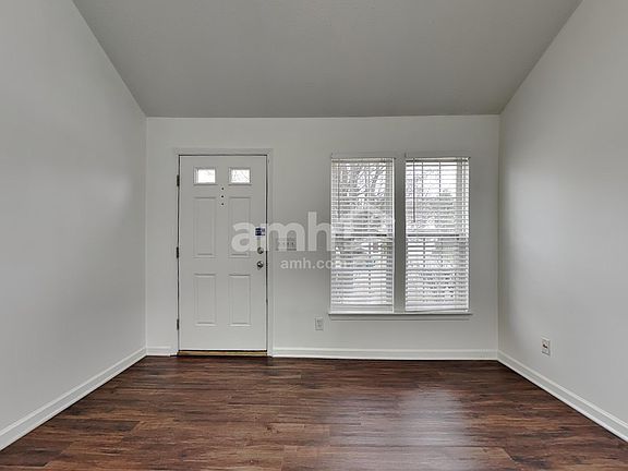 5th image of 328 Indian Lake Dr