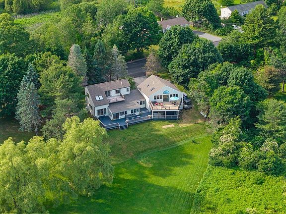 2nd image of 171 Spurwink Road