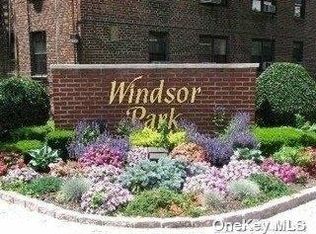 73-45 210th St #4B, Oakland Gardens, NY 11364