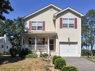 24 Park Ave, Eatontown, NJ 07724