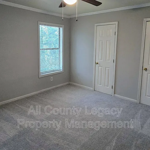 917 S Indian Creek Dr — Photo 7