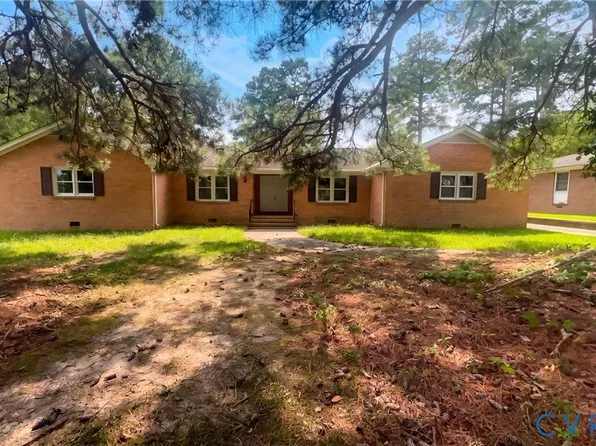 201 Laurel St, Emporia, VA 23847