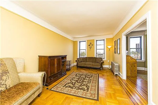 Sold by Dorsa Group | media 18