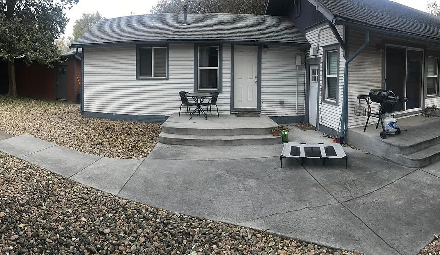 135 N Sherwood Street — Photo 2