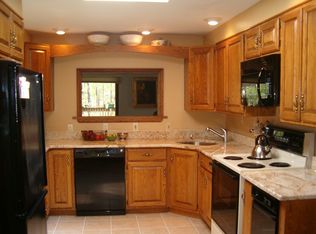 85 Moraine Rd, Morris Plains, NJ 07950