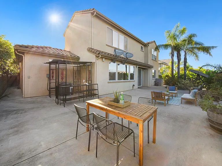 1578 Quiet Pond Ln — Photo 40