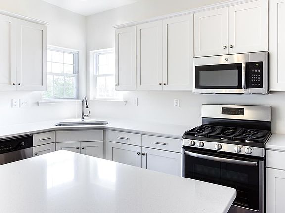 Jacobsburg Grande Kitchen