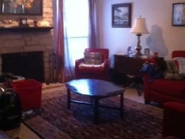 8827 Honeysuckle Trl, Austin, TX 78759