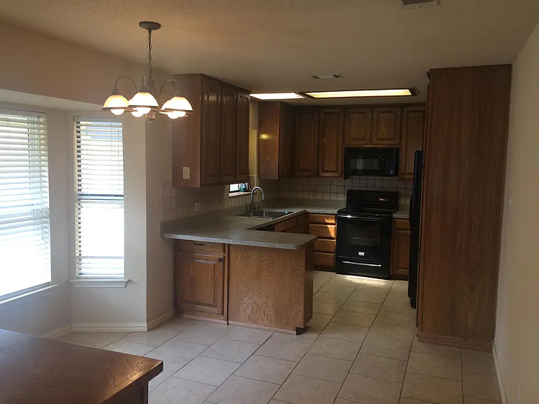 128 NE Brushy Mound Rd — Photo 5