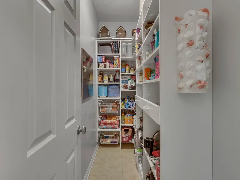 7097 Pleasant Colony Cir — Photo 40