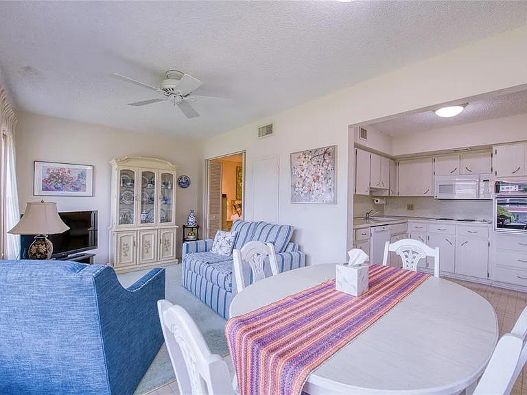 2310 Denmark St #46 — Photo 17