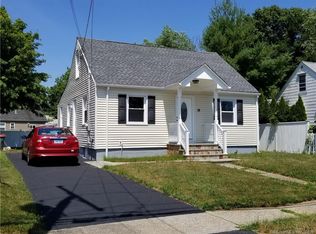 19 Bertrose Ave, Milford, CT 06460