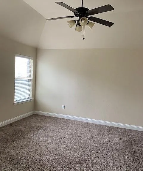229 Eagle Rdg — Photo 5