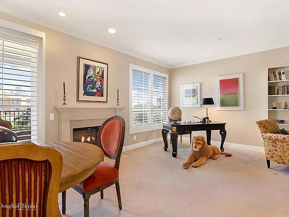 4th image of 1830 Pelham Ave APT 303
