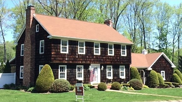 For Sale: 6 Rennie Dr, Endicott, NY 13760