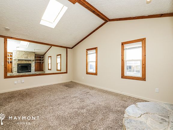 5th image of 4560 Pennyston Ave