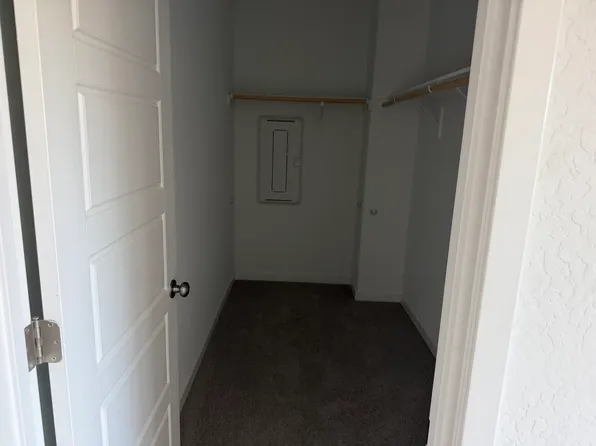5868 E Tower Ave, Fresno, CA 93727