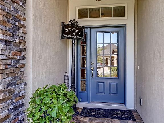 3rd image of 2734 Sea Grape Dr N