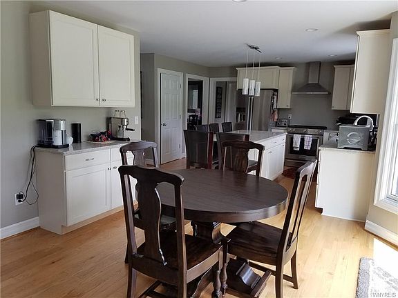 5th image of 50 Worthington Ln