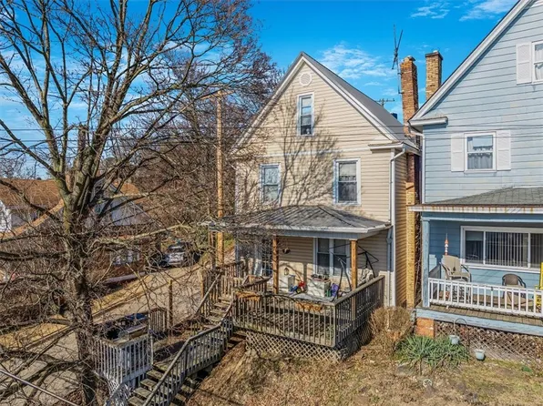 346 Pine St, Ambridge, PA 15003